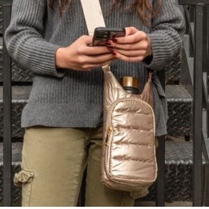 NEW WanderFull Metallic Gold Quilted Puffer Crossbody Water Bottle Bag